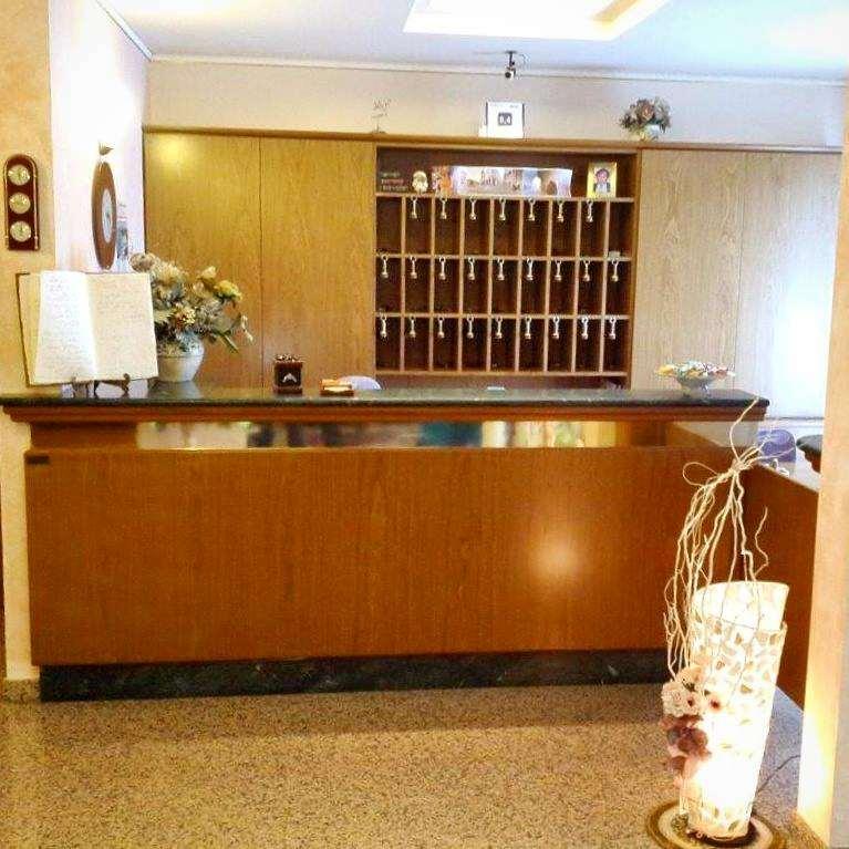 2000酒店 法布里亚诺 内观 照片
